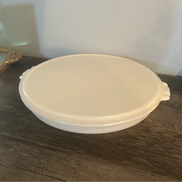 Vintage Tupperware 405-9 White Party Susan Divided Relish Tray with Lid 224-1 - Picture 5 of 5